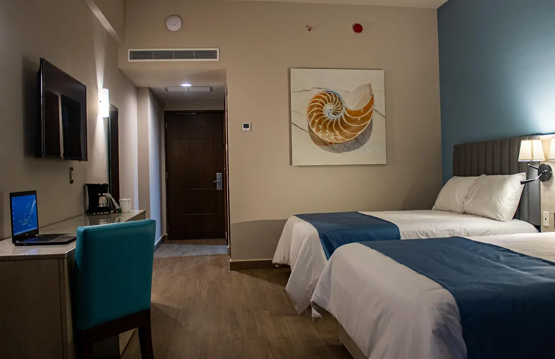 Varali Grand Hotel-1
